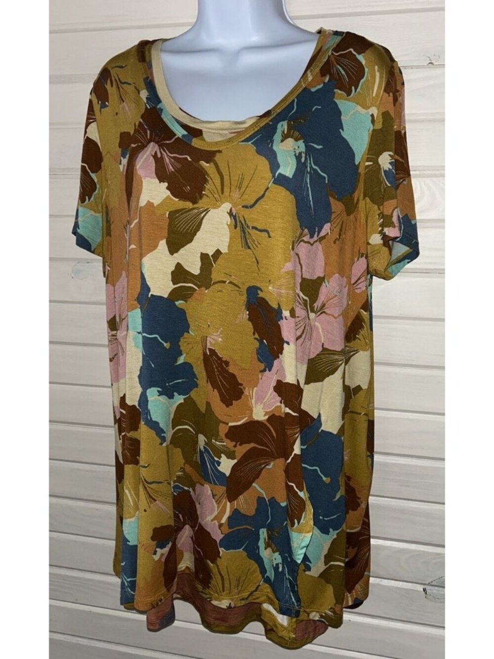 LOGO Lori Goldstein Sz LARGE Camo Tank w/ Floral Short Sleeve Tunic Set EUC